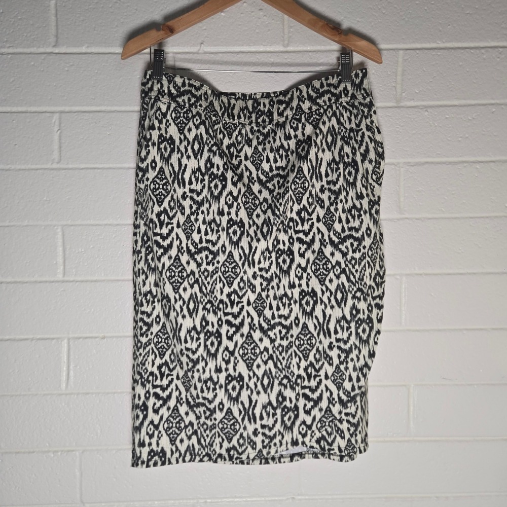 RipSkirt Hawaii Wrap Skirt Medium Contrast Pencil Ikat Print Hook Loop Athletic